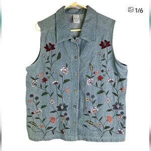 Vintage Cascade Blues Denim Floral Embroidered Button Up Vest Top Waistcoat XL